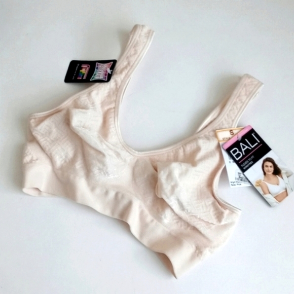 Bali Other - Bali Women’s Flex to Fit WireFree Nylon Blend Nude Bra Small (36B 34C 36C 34D)
